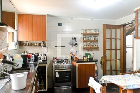 Casa à venda com 250m², 3 quartos e 3 vagasCozinha