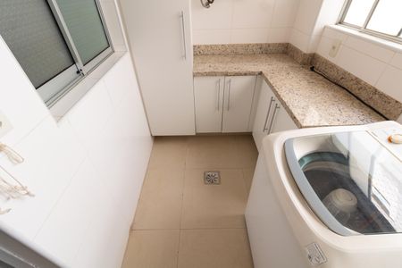 Apartamento para alugar com 115m², 2 quartos e 1 vagaÁrea de Serviço