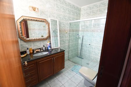 Casa para alugar com 288m², 5 quartos e 3 vagasBanheiro 1