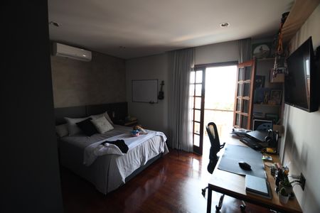 Casa para alugar com 288m², 5 quartos e 3 vagasQuarto 3