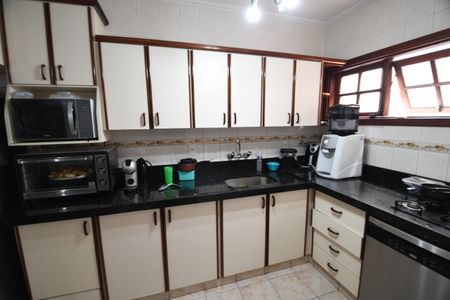 Casa para alugar com 288m², 5 quartos e 3 vagasCozinha