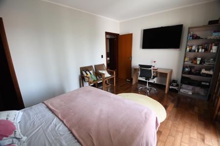 Casa para alugar com 288m², 5 quartos e 3 vagasSuíte 1