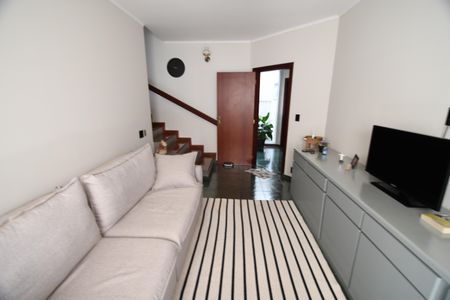 Casa para alugar com 288m², 5 quartos e 3 vagasSala TV