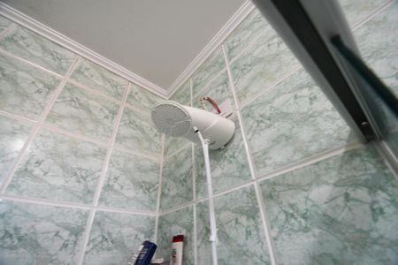 Casa para alugar com 288m², 5 quartos e 3 vagasBanheiro 1