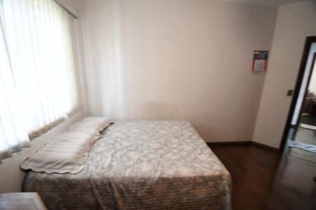 Casa para alugar com 288m², 5 quartos e 3 vagasQuarto 1