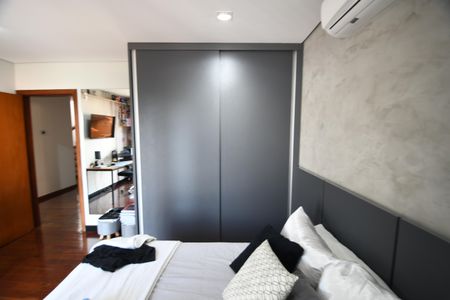 Casa para alugar com 288m², 5 quartos e 3 vagasQuarto 3