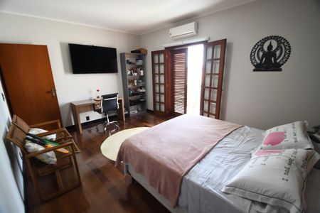 Casa para alugar com 288m², 5 quartos e 3 vagasSuíte 1