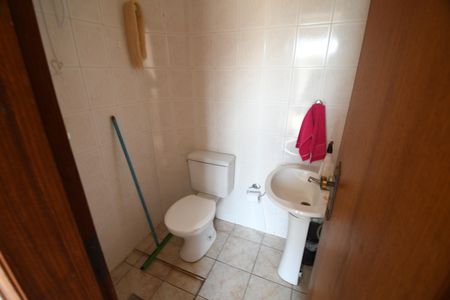 Casa para alugar com 288m², 5 quartos e 3 vagasBanheiro de serviço