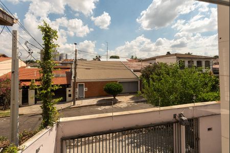 Casa à venda com 300m², 3 quartos e 4 vagas Casa à venda com 300m², 3 quartos e 4 vagasVista da Sala 2