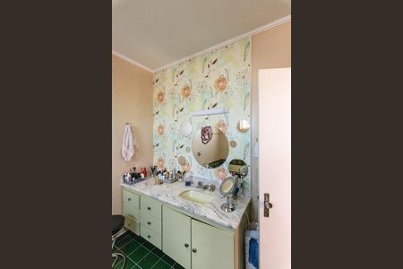 Casa à venda com 300m², 3 quartos e 4 vagas Casa à venda com 300m², 3 quartos e 4 vagasBanheiro da Suíte