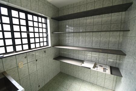 Casa à venda com 480m², 4 quartos e 5 vagasÁrea de Serviço