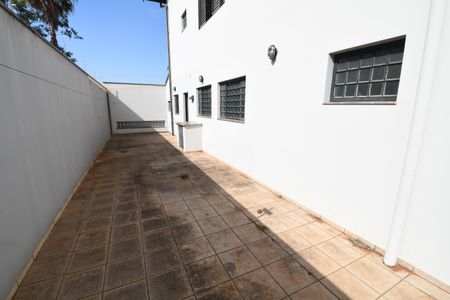 Casa à venda com 480m², 4 quartos e 5 vagasÁrea de Serviço