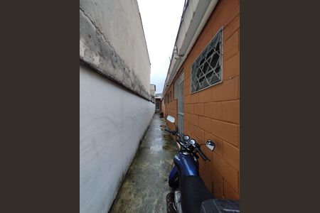 Casa à venda com 138m², 5 quartos e 2 vagas Casa à venda com 138m², 5 quartos e 2 vagasCorredor