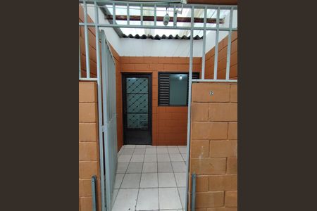 Casa à venda com 138m², 5 quartos e 2 vagas Casa à venda com 138m², 5 quartos e 2 vagasEntrada com portão