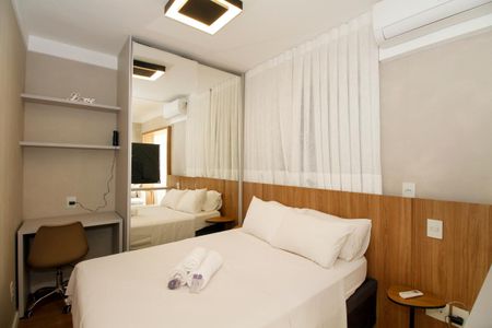 Studio para alugar com 31m², 1 quarto e 1 vaga Studio para alugar com 31m², 1 quarto e 1 vagaStudio