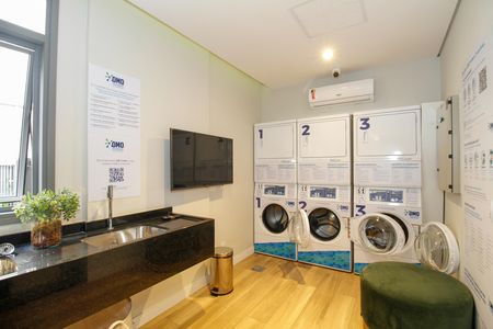 Studio para alugar com 31m², 1 quarto e 1 vaga Studio para alugar com 31m², 1 quarto e 1 vagaÁrea Comum - Lavanderia