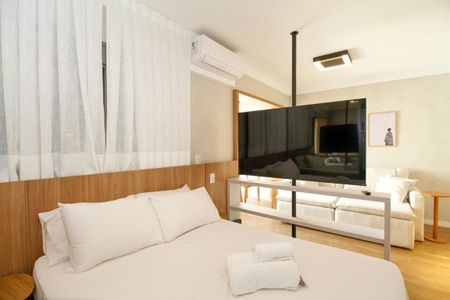 Studio para alugar com 31m², 1 quarto e 1 vaga Studio para alugar com 31m², 1 quarto e 1 vagaStudio