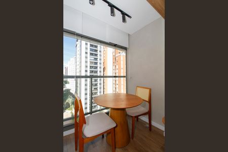 Varanda de kitnet/studio para alugar com 1 quarto, 31m² em Jardim Paulista, São Paulo