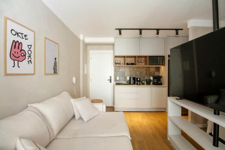Studio para alugar com 31m², 1 quarto e 1 vaga Studio para alugar com 31m², 1 quarto e 1 vagaStudio