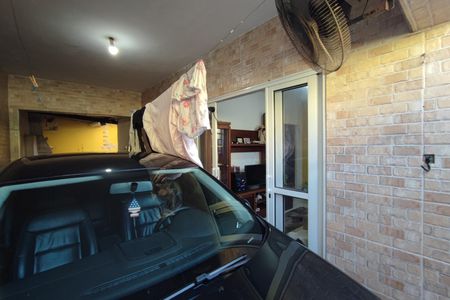 Casa à venda com 120m², 3 quartos e 1 vaga Casa à venda com 120m², 3 quartos e 1 vagaGaragem