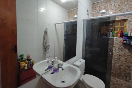 Casa à venda com 120m², 3 quartos e 1 vaga Casa à venda com 120m², 3 quartos e 1 vagaBanheiro