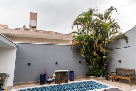 Casa de condomínio à venda com 300m², 4 quartos e 4 vagas Casa de condomínio à venda com 300m², 4 quartos e 4 vagasVista da Sala