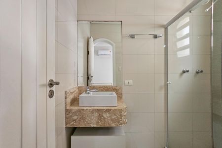 Casa para alugar com 200m², 3 quartos e 2 vagasBanheiro da suíte 1