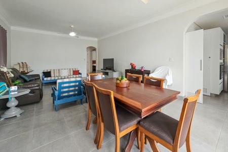 Casa para alugar com 200m², 3 quartos e 2 vagasSala