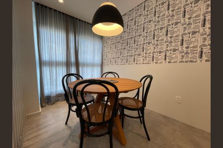 Studio à venda com 62m², 1 quarto e 1 vaga Studio à venda com 62m², 1 quarto e 1 vagaSala