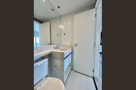 Apartamento à venda com 64m², 1 quarto e 2 vagas Apartamento à venda com 64m², 1 quarto e 2 vagasBanheiro Social