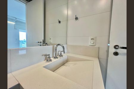 Apartamento à venda com 64m², 1 quarto e 2 vagas Apartamento à venda com 64m², 1 quarto e 2 vagasBanheiro Social