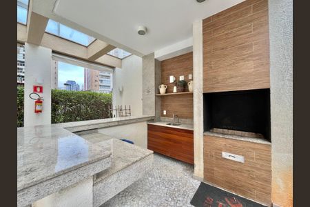 Apartamento à venda com 64m², 1 quarto e 2 vagas Apartamento à venda com 64m², 1 quarto e 2 vagasÁrea comum - Churrasqueira