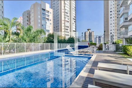 Apartamento à venda com 64m², 1 quarto e 2 vagas Apartamento à venda com 64m², 1 quarto e 2 vagasÁrea comum - Piscina