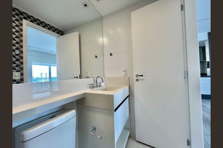 Apartamento à venda com 64m², 1 quarto e 2 vagas Apartamento à venda com 64m², 1 quarto e 2 vagasBanheiro Social