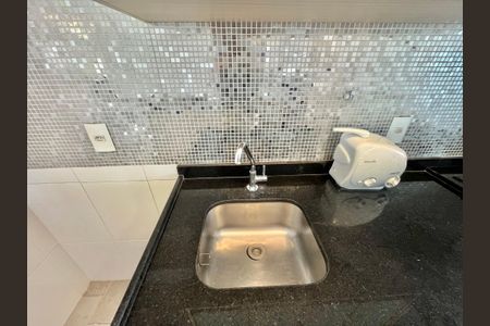 Apartamento à venda com 64m², 1 quarto e 2 vagas Apartamento à venda com 64m², 1 quarto e 2 vagasCozinha