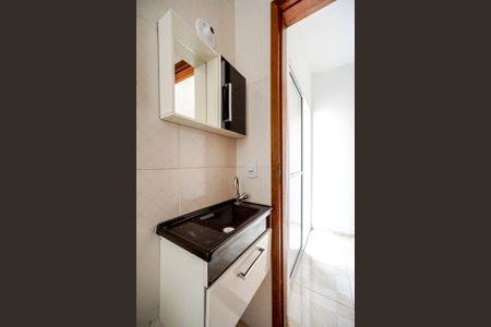 Casa de condomínio à venda com 90m², 2 quartos e 1 vaga Casa de condomínio à venda com 90m², 2 quartos e 1 vagaBanheiro da suíte 02