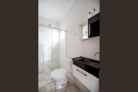 Casa de condomínio à venda com 90m², 2 quartos e 1 vaga Casa de condomínio à venda com 90m², 2 quartos e 1 vagaBanheiro da suíte 02