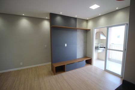 Apartamento para alugar com 63m², 2 quartos e 1 vagaSala