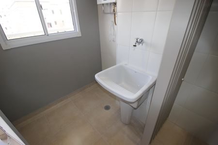 Apartamento para alugar com 63m², 2 quartos e 1 vagaÁrea de Serviço