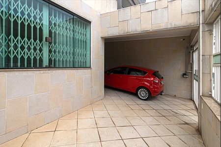 Casa à venda com 310m², 4 quartos e 2 vagasgaragem_1