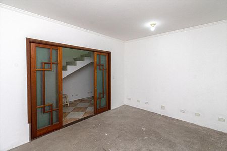 Casa à venda com 310m², 4 quartos e 2 vagasSala de TV