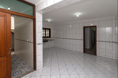 Casa à venda com 310m², 4 quartos e 2 vagasCozinha