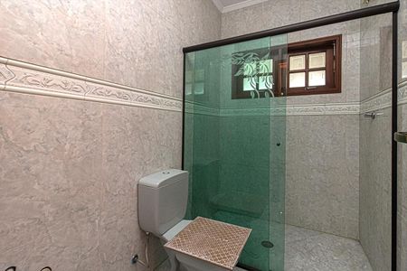 Casa à venda com 310m², 4 quartos e 2 vagasBanheiro da Suíte 1