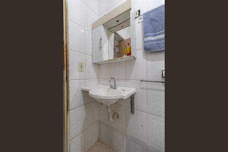 Casa para alugar com 100m², 2 quartos e 1 vagaCasa 2 - Banheiro