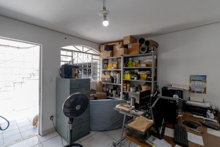 Casa para alugar com 100m², 2 quartos e 1 vagaCasa 2 - Sala