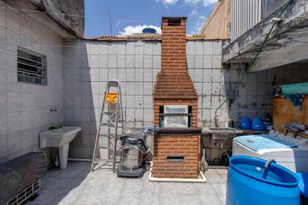 Casa para alugar com 100m², 2 quartos e 1 vagaCasa 1 - Área de Serviço e Churrasqueira