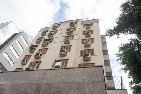 Apartamento à venda com 65m², 2 quartos e 1 vagaFachada do Prédio