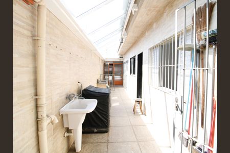 Casa à venda com 156m², 3 quartos e 2 vagasÁrea de Serviço