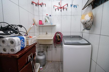 Casa à venda com 150m², 2 quartos e 1 vagaLavanderia