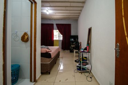 Casa à venda com 150m², 2 quartos e 1 vagaSuíte